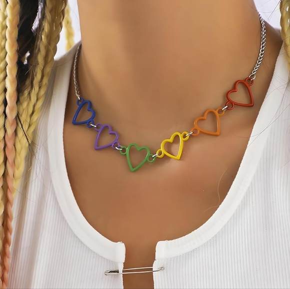 unbranded Jewelry - Rainbow Heart Necklace (NWOT)